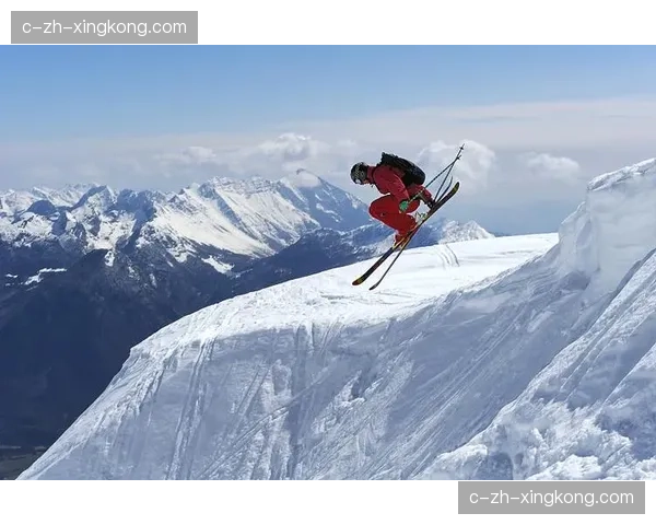 奥地利高山滑雪速降项目夺金 冒险型战术在速度项目中奏效